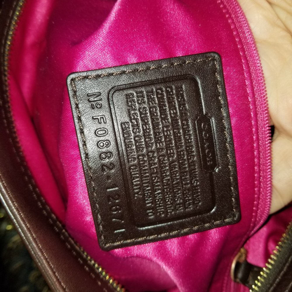 Beautiful Coach Carly Chestnut leather bag - NWOT with Gorgeous Leather Wallet - Picture 9 of 14